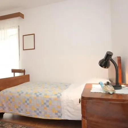 Apartments Mat - Great Location Vis Exterior photo